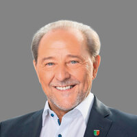 Portrait von Bürgermeister Josef Haller